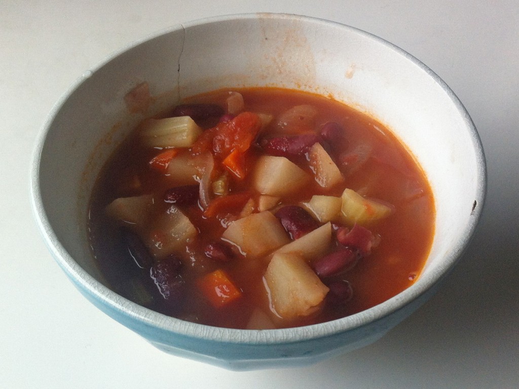 冬野菜とレッドキドニービーンズのスープ