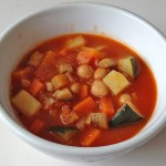 残り野菜のトマトスープ
